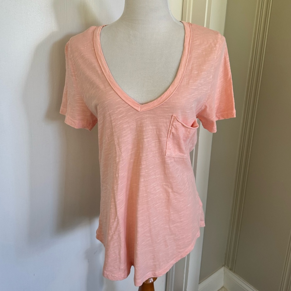t.la coral v-neck slub tee